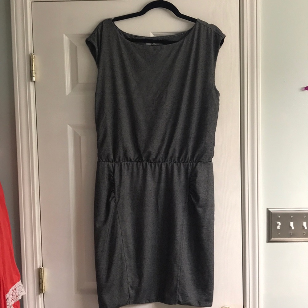 Size L Athleta Casual dress